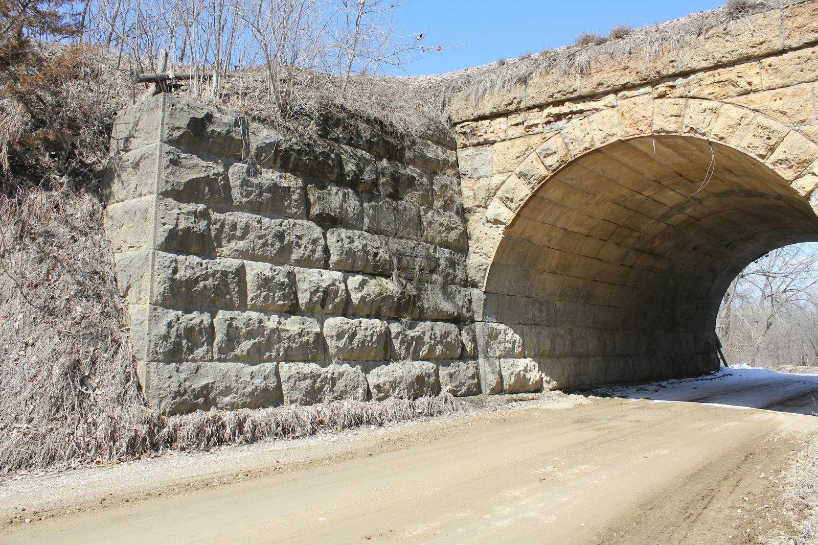 Southwest wing wall